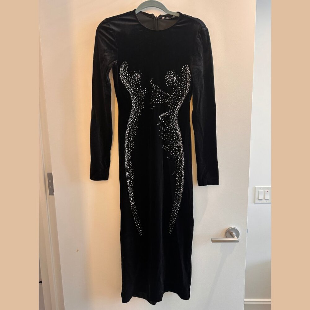 Black Velvet Dress - Zara - Picture 2 of 4